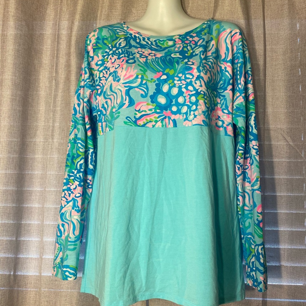 Women’s medium Lilly Pulitzer top